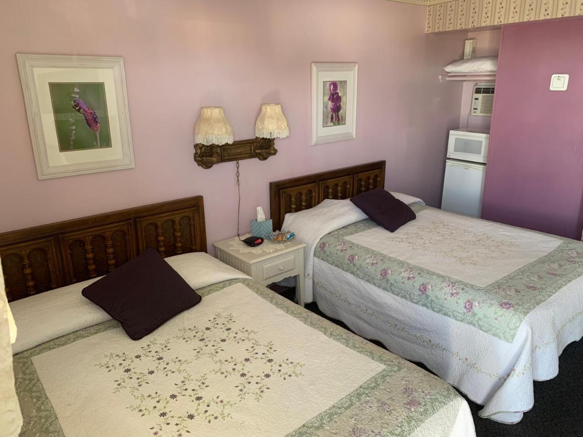 Sugarloaf Mountain Motel Virginia City Zewnętrze zdjęcie