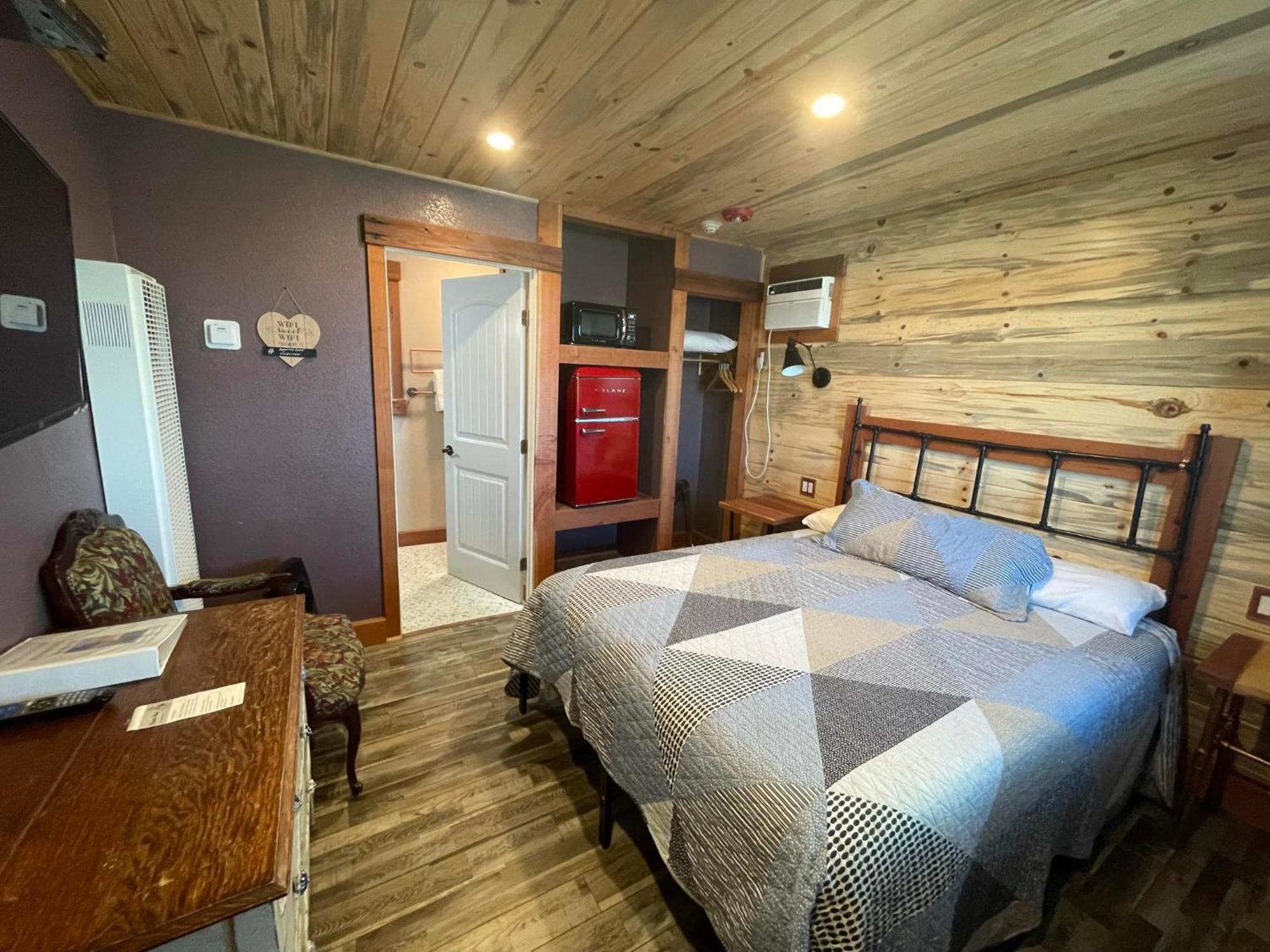 Sugarloaf Mountain Motel Virginia City Zewnętrze zdjęcie